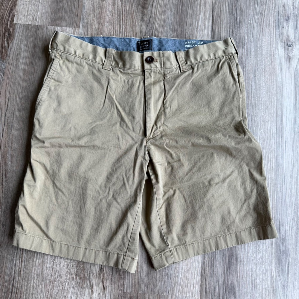 J Crew Stretch Chino Shorts Mens 32 Khaki 9 Inch Inseam Cotton Blend Flat Front